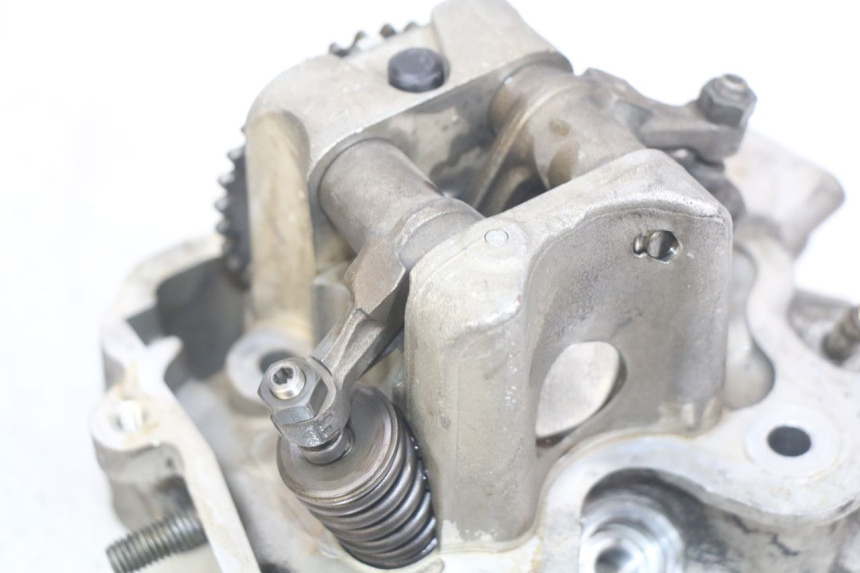photo de CYLINDER HEAD PEUGEOT ELYSEO 125 (1999 - 2004)