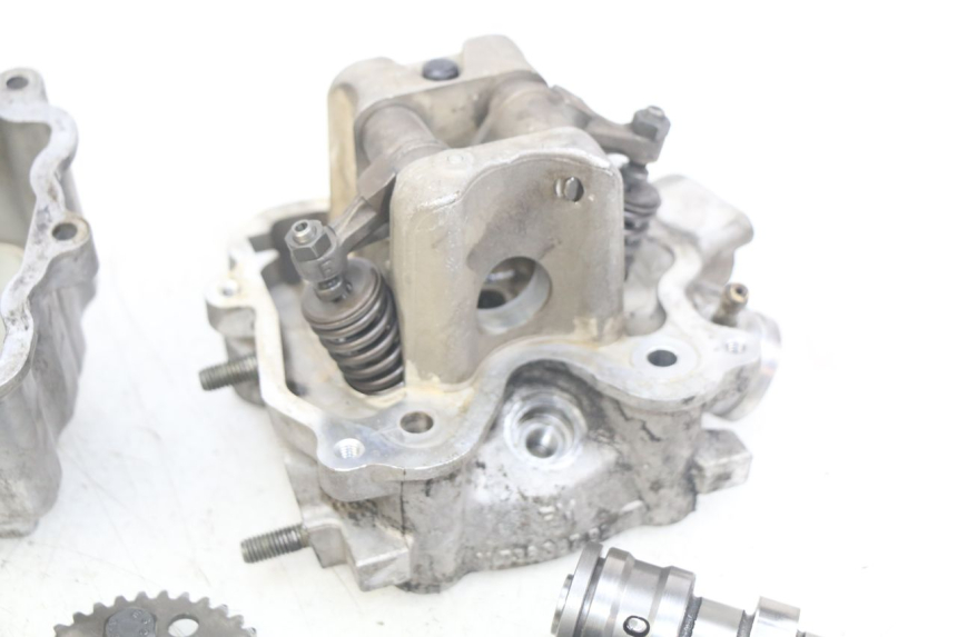 photo de CYLINDER HEAD PEUGEOT ELYSEO 125 (1999 - 2004)