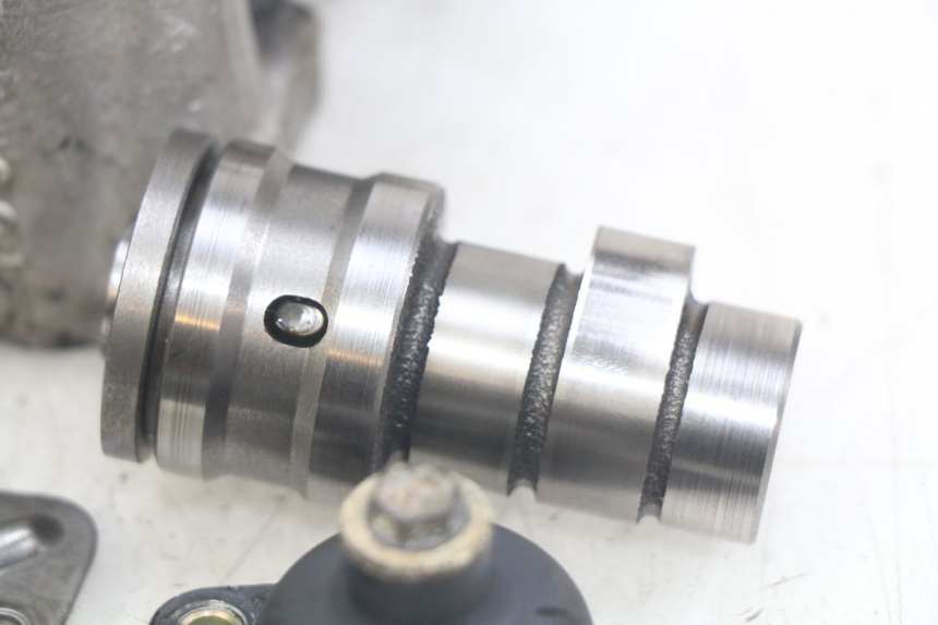 photo de CYLINDER HEAD PEUGEOT ELYSEO 125 (1999 - 2004)