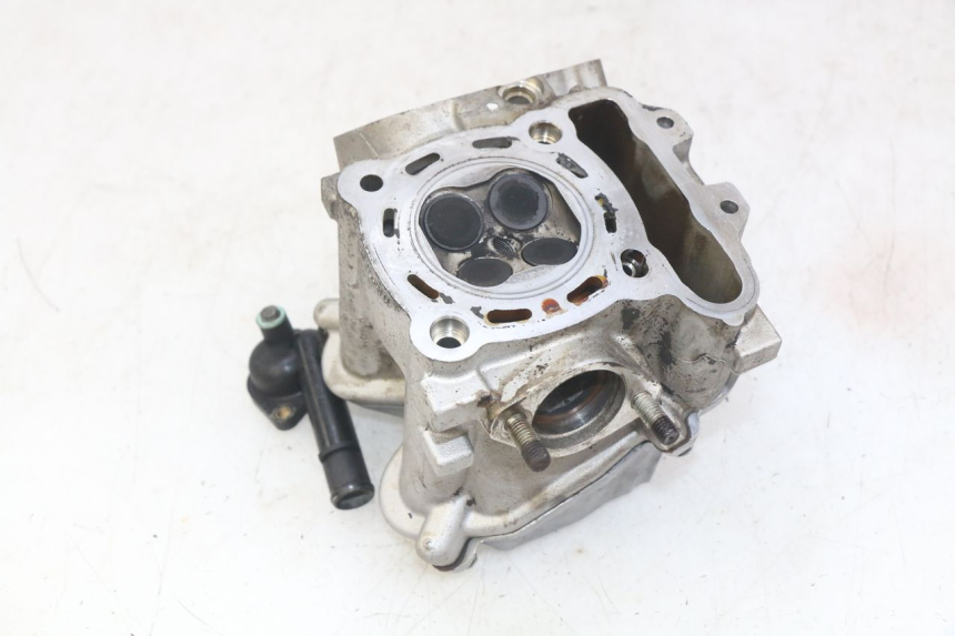 photo de CYLINDER HEAD PEUGEOT SATELIS 125 (2010 - 2012)