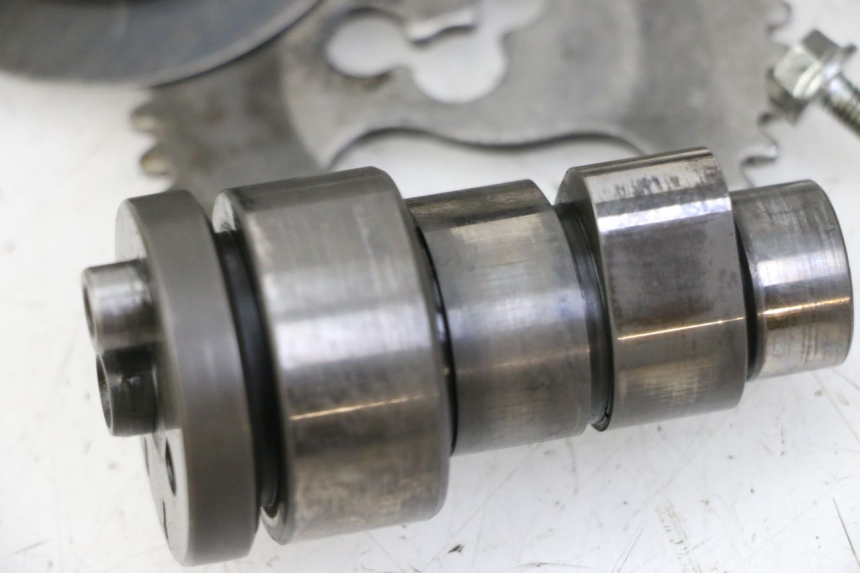photo de CYLINDER HEAD PIAGGIO MP3 125 (2006 - 2014)