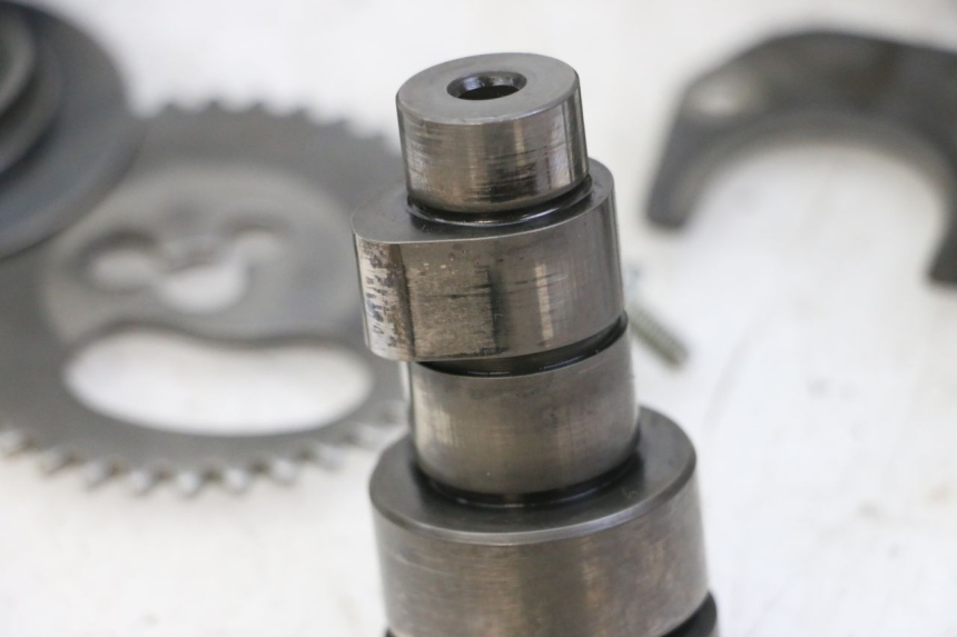 photo de CYLINDER HEAD PIAGGIO MP3 125 (2006 - 2014)