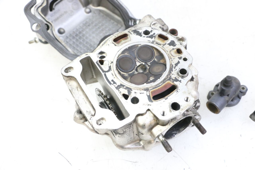 photo de CYLINDER HEAD PIAGGIO MP3 125 (2006 - 2014)