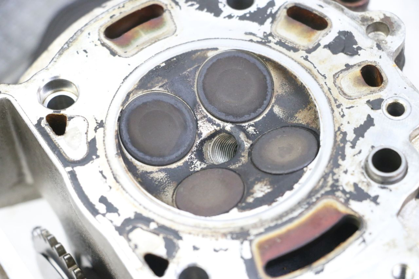 photo de CYLINDER HEAD PIAGGIO MP3 125 (2006 - 2014)