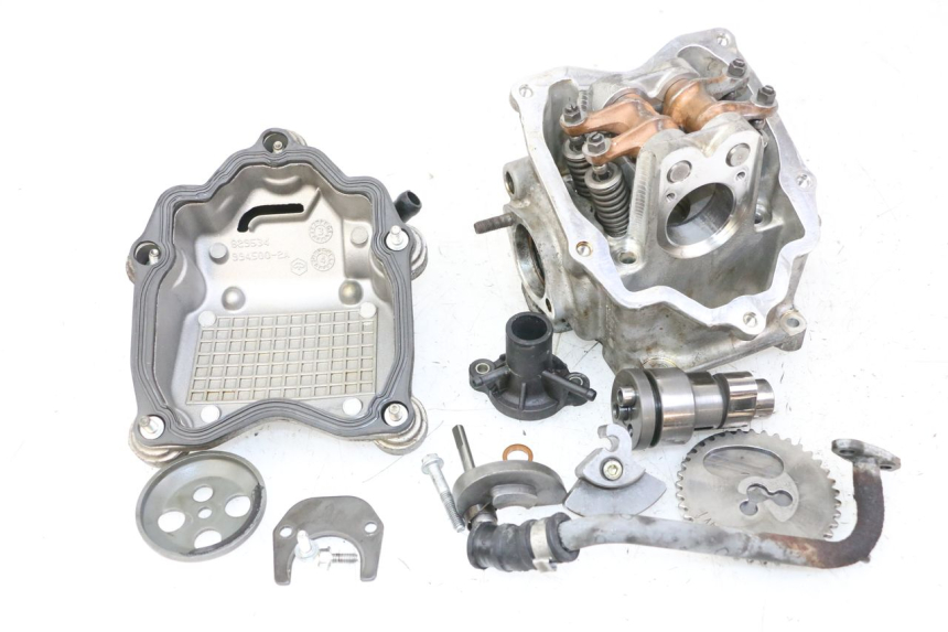 photo de CYLINDER HEAD PIAGGIO VESPA GRANTURISMO 200 (2004 - 2005)