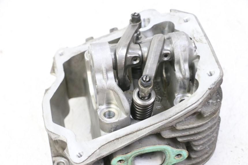 photo de CYLINDER HEAD PIAGGIO VESPA LX 150 (2005 - 2013)