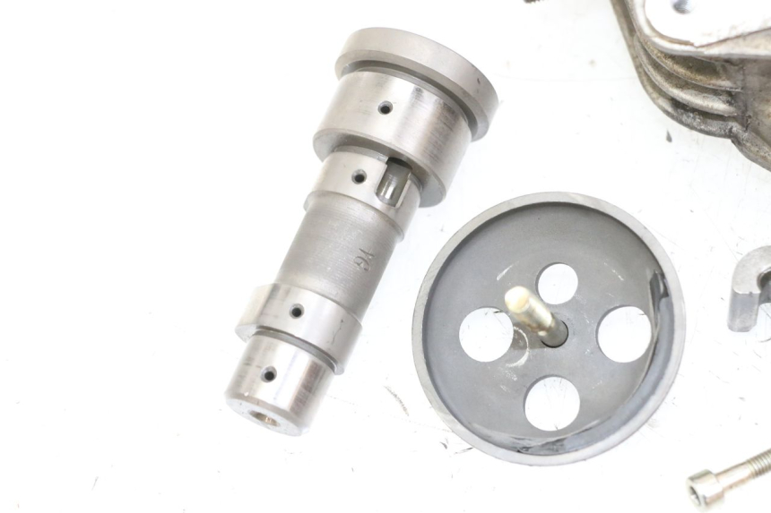 photo de CYLINDER HEAD PIAGGIO VESPA LX 150 (2005 - 2013)