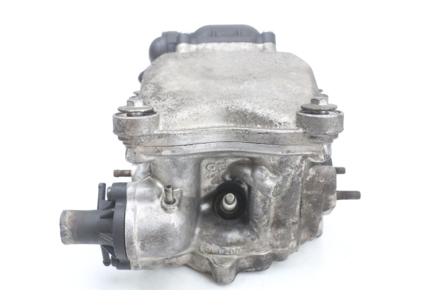 photo de CYLINDER HEAD PIAGGIO X8 125 (2004 - 2007)