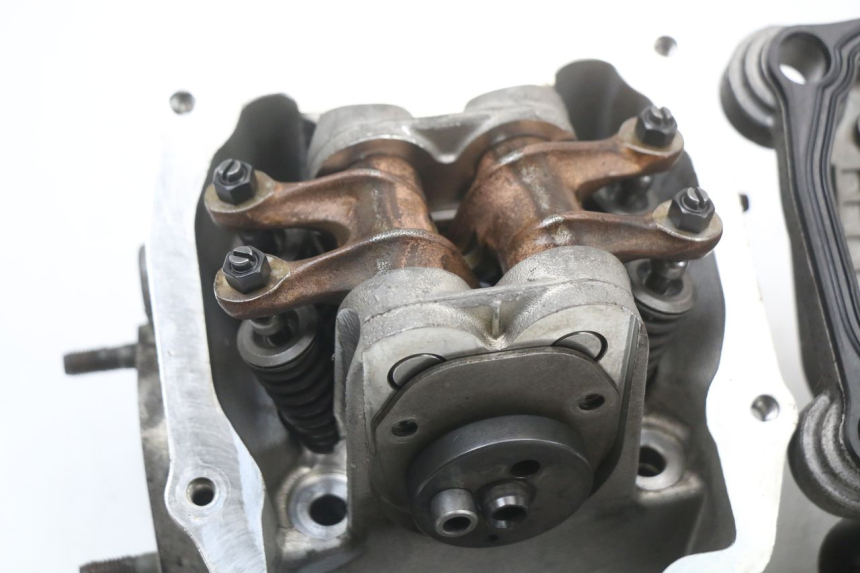 photo de CYLINDER HEAD PIAGGIO X8 125 (2004 - 2007)