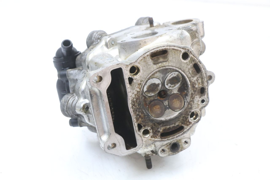 photo de CYLINDER HEAD PIAGGIO X9 125 (2000 - 2003)