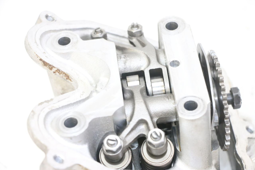 photo de CYLINDER HEAD PEUGEOT SATELIS 125 (2013 - 2018)