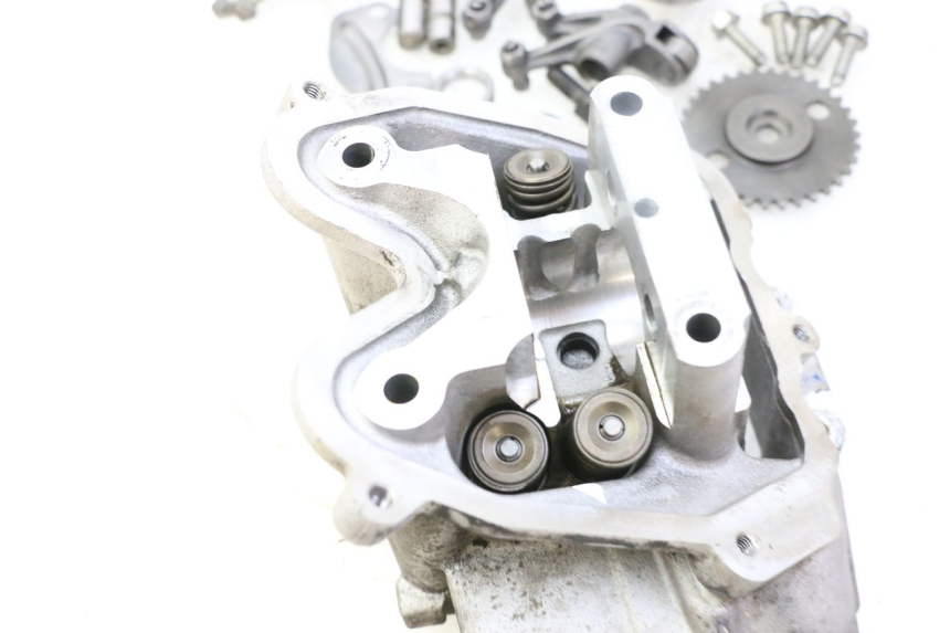 photo de CYLINDER HEAD PEUGEOT SATELIS 125 (2013 - 2018)