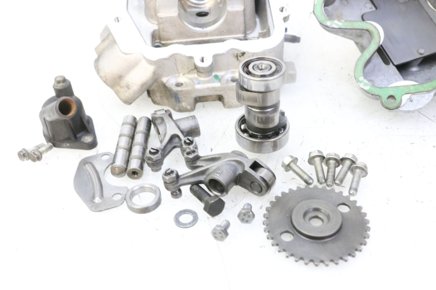 photo de CYLINDER HEAD PEUGEOT SATELIS 125 (2013 - 2018)