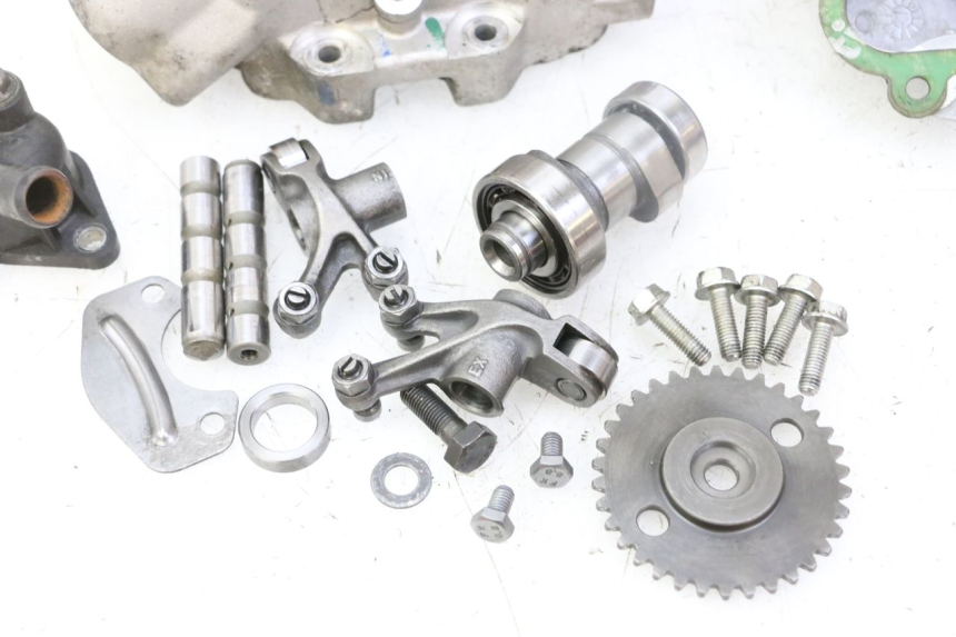 photo de CYLINDER HEAD PEUGEOT SATELIS 125 (2013 - 2018)