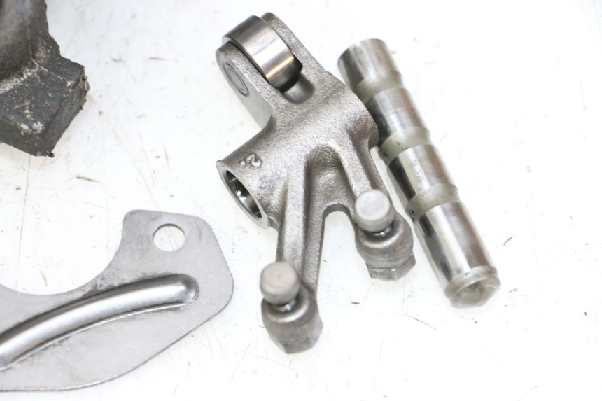 photo de CYLINDER HEAD PEUGEOT SATELIS 125 (2013 - 2018)