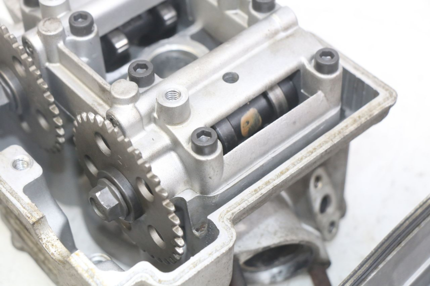 photo de CYLINDER HEAD APRILIA SCARABEO LIGHT 125 (2007 - 2011)