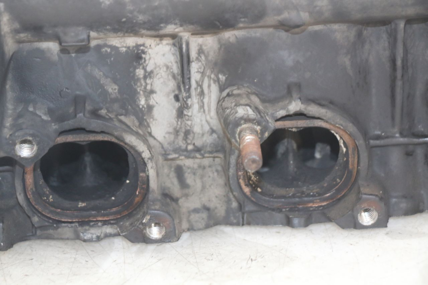 photo de CYLINDER HEAD TRIUMPH SPRINT ST 955 (1999 - 2001)