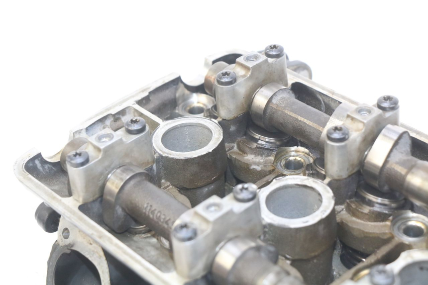 photo de CYLINDER HEAD TRIUMPH SPRINT ST 955 (1999 - 2001)