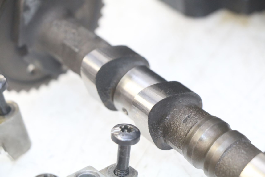 photo de CYLINDER HEAD TRIUMPH SPRINT ST 955 (1999 - 2001)