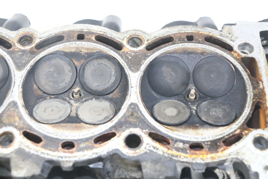 photo de CYLINDER HEAD TRIUMPH SPRINT ST 955 (1999 - 2001)