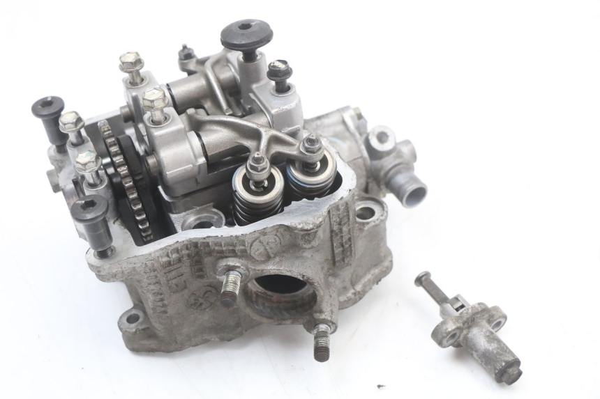 photo de CYLINDER HEAD SUZUKI BURGMAN 125 (2007 - 2014)