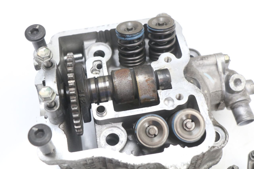 photo de CYLINDER HEAD SUZUKI BURGMAN 125 (2007 - 2014)