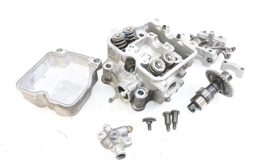 photo de CYLINDER HEAD SUZUKI BURGMAN 125 (2007 - 2014)