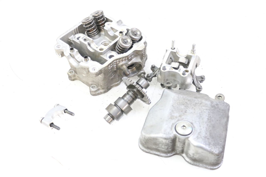photo de CYLINDER HEAD SUZUKI BURGMAN 125 (2015 - 2017)