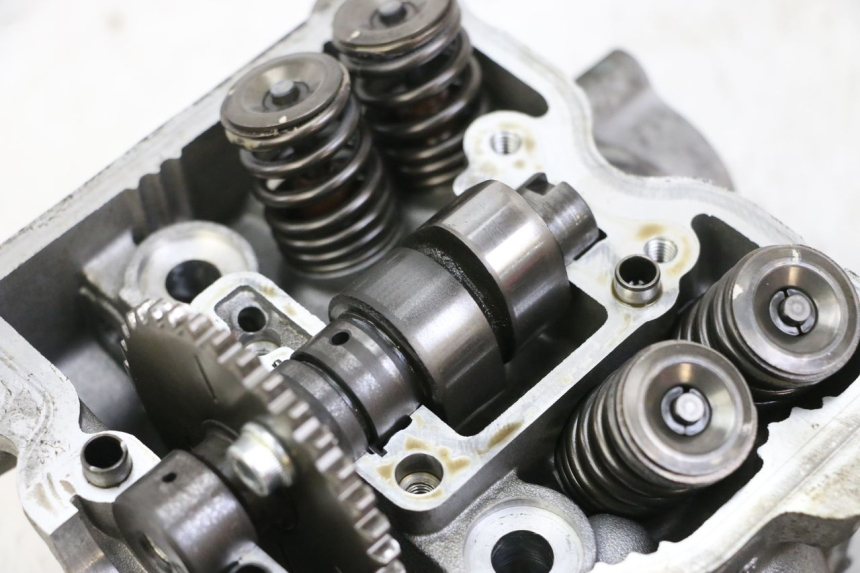 photo de CYLINDER HEAD SUZUKI BURGMAN 125 (2015 - 2017)