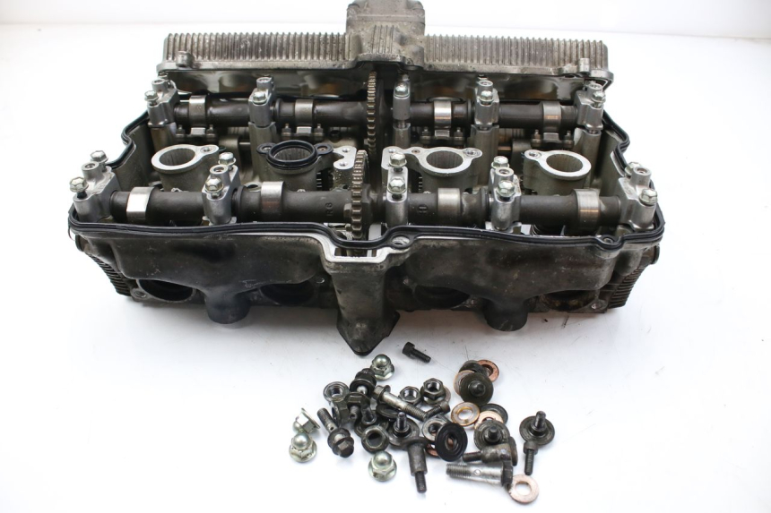 photo de CYLINDER HEAD SUZUKI GSF S BANDIT 600 (2000 - 2004)