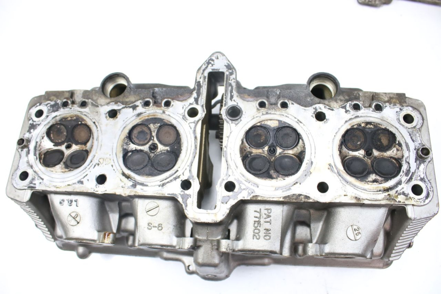 photo de CYLINDER HEAD SUZUKI GSF S BANDIT 600 (2000 - 2004)