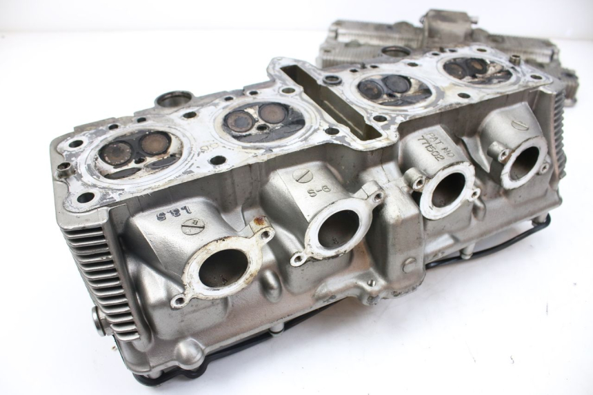 photo de CYLINDER HEAD SUZUKI GSF S BANDIT 600 (2000 - 2004)