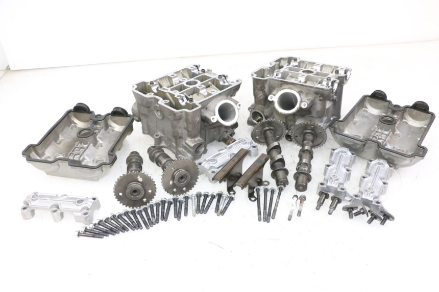 photo de CYLINDER HEAD SUZUKI SV S 650 (1999 - 2002)