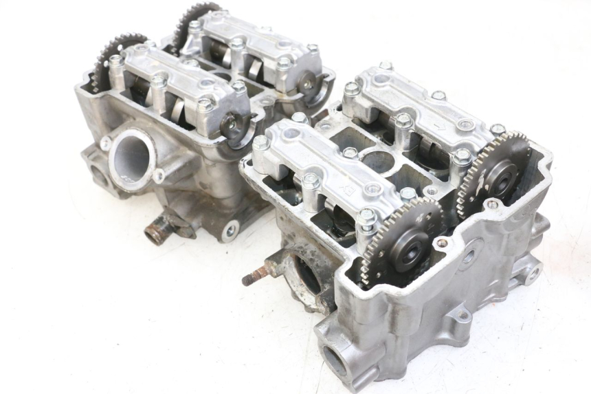 photo de CYLINDER HEAD SUZUKI SV S 650 (1999 - 2002)