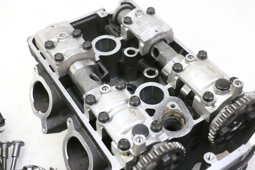 photo de CYLINDER HEAD YAMAHA TDM ABS 900 (2002 - 2014)