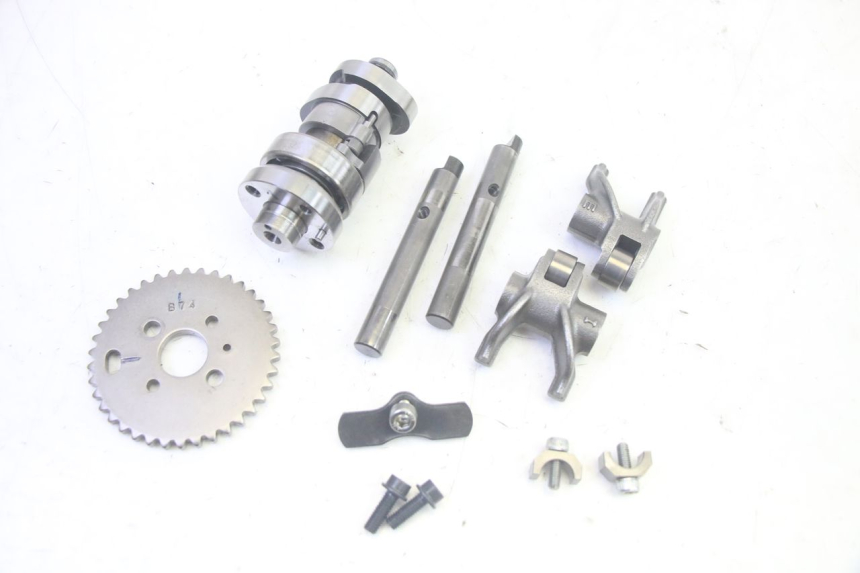 photo de CYLINDER HEAD YAMAHA TRICITY 300 (2020 - 2024) - Fixing points details