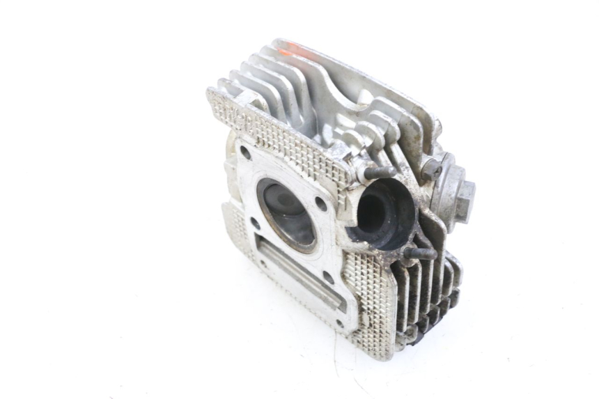 photo de CYLINDER HEAD YAMAHA TTR 125 (2000 - 2020) - Alternative perspective