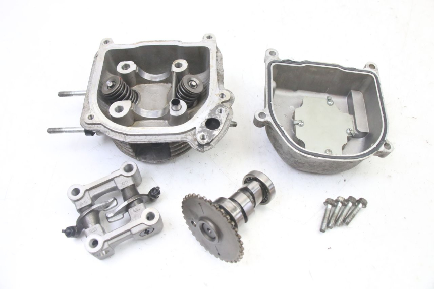 photo de CYLINDER HEAD PEUGEOT V-CLIC VCLIC 50 (2007 - 2013)