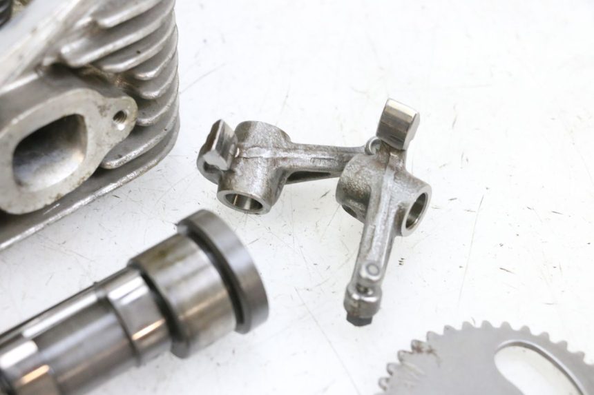 photo de Cylinder head PIAGGIO VESPA LX 125 (2005 - 2010) - Alternative perspective