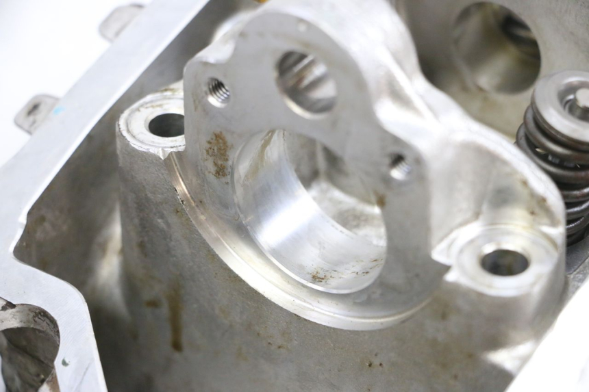 photo de Cylinder head PIAGGIO VESPA LX 125 (2005 - 2010) - Surface and material condition