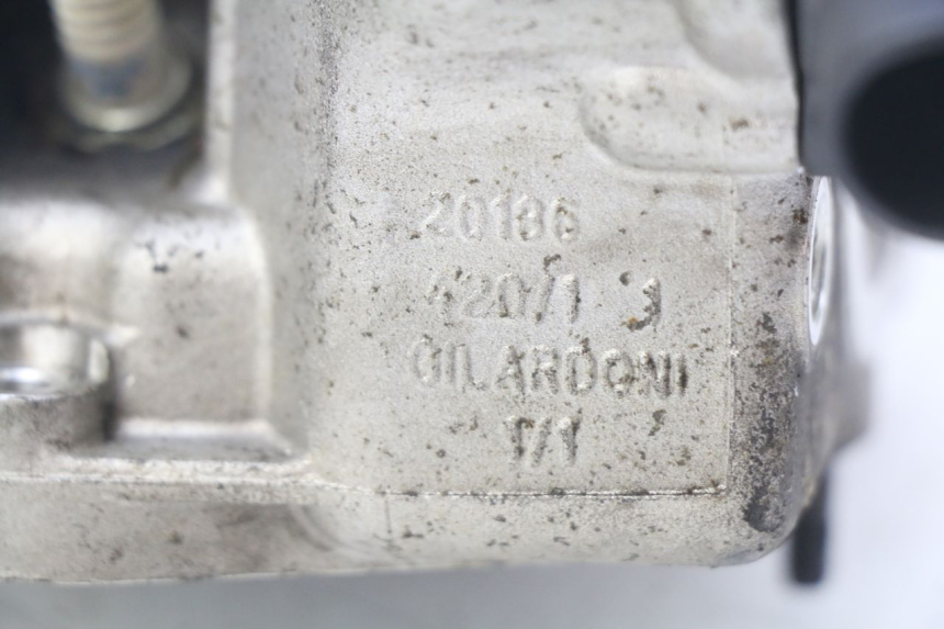 photo de CYLINDER HEAD PIAGGIO X9 EVOLUTION 500 (2003 - 2005) - Fixing points details