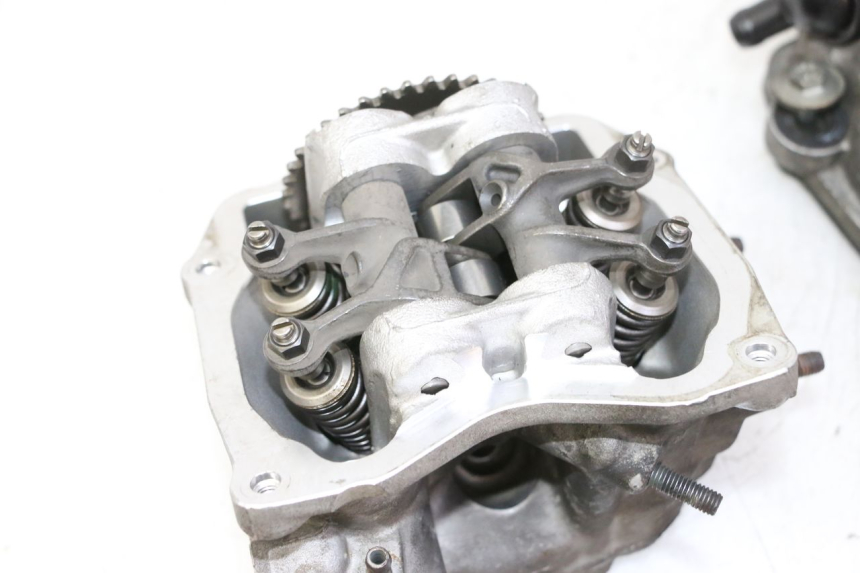 photo de CYLINDER HEAD PIAGGIO XEVO - X EVO 125 (2007 - 2016)