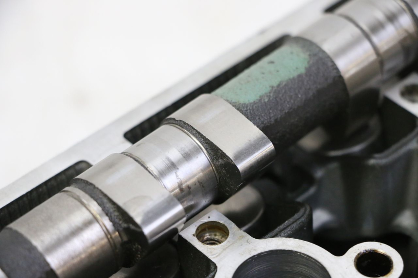 photo de CYLINDER HEAD YAMAHA XJ6 600 (2008 - 2016)