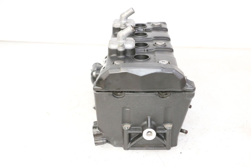 photo de CYLINDER HEAD YAMAHA XJ6 600 (2008 - 2016)