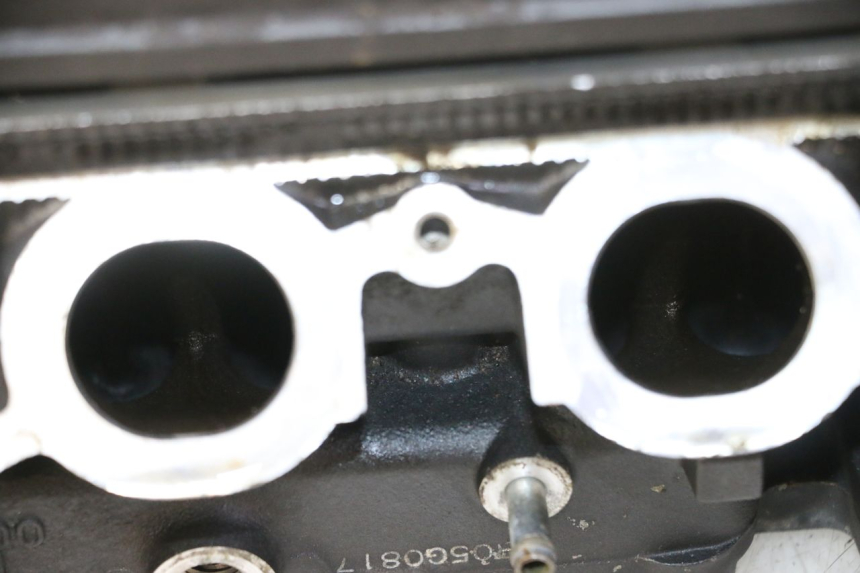 photo de CYLINDER HEAD YAMAHA XJ6 600 (2008 - 2016)