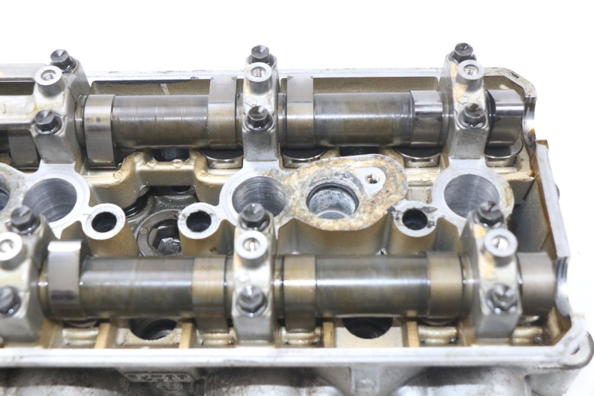 photo de CYLINDER HEAD YAMAHA FJR ABS 1300 (2006 - 2012)