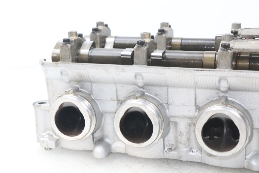 photo de CYLINDER HEAD YAMAHA FJR ABS 1300 (2006 - 2012)