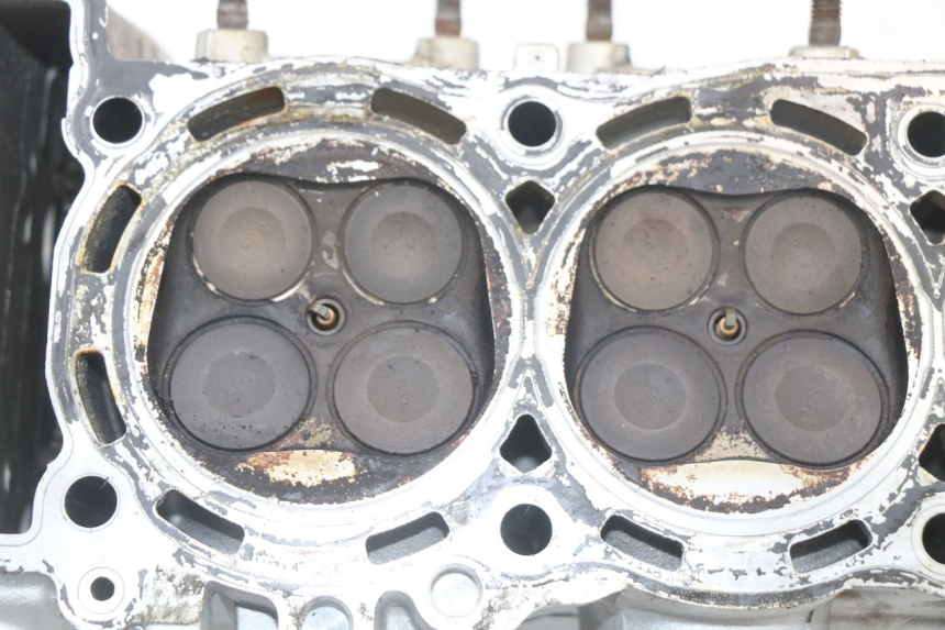 photo de CYLINDER HEAD YAMAHA FJR ABS 1300 (2006 - 2012)