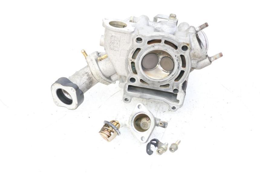 photo de CYLINDER HEAD YAMAHA YP MAJESTY 125 (2007 - 2010)