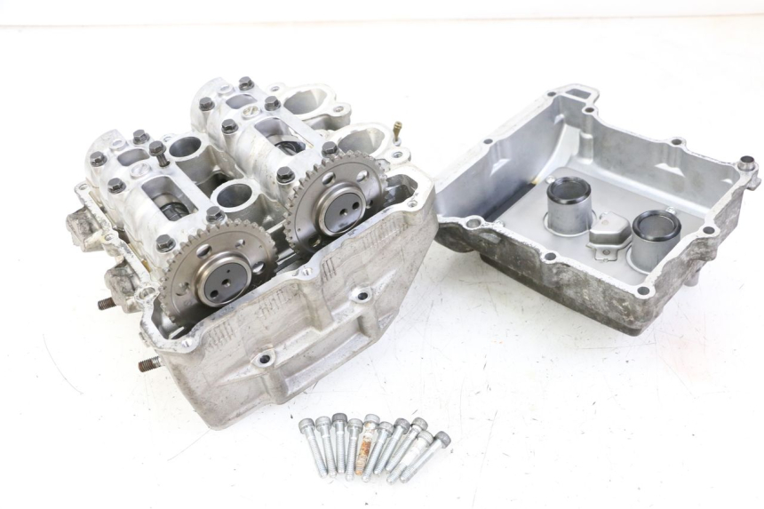 photo de CYLINDER HEAD YAMAHA YP T-MAX TMAX 530 (2017 - 2020)